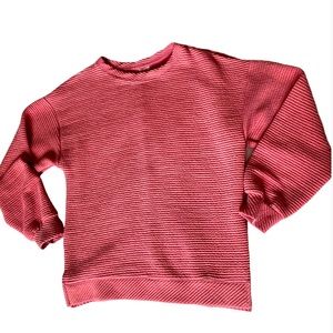 Zara textured pink sweater with puffy sleeves. Teen size 13/14. Women size XS.